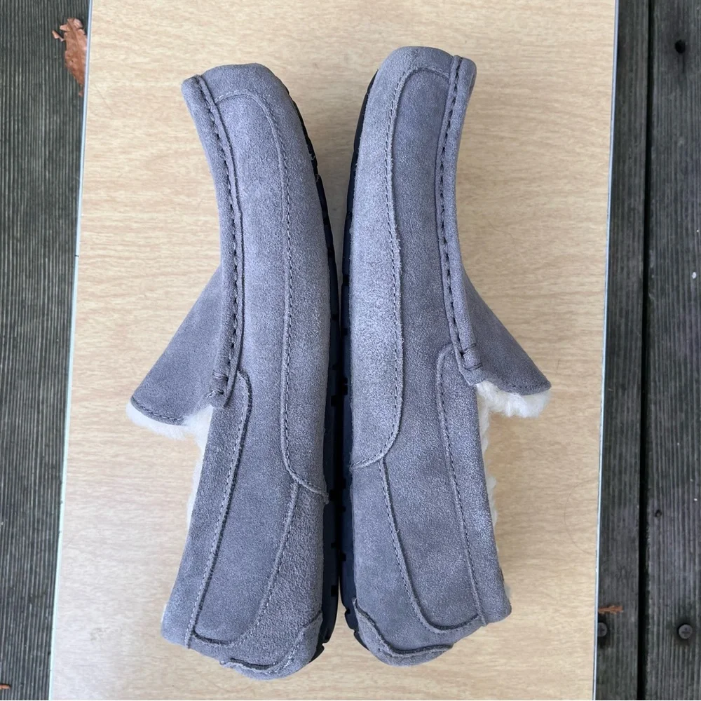 UGG Men’s Ascot Suede Sheepskin Lined Slippers In Gray Sz 10 - Picture 10 of 13